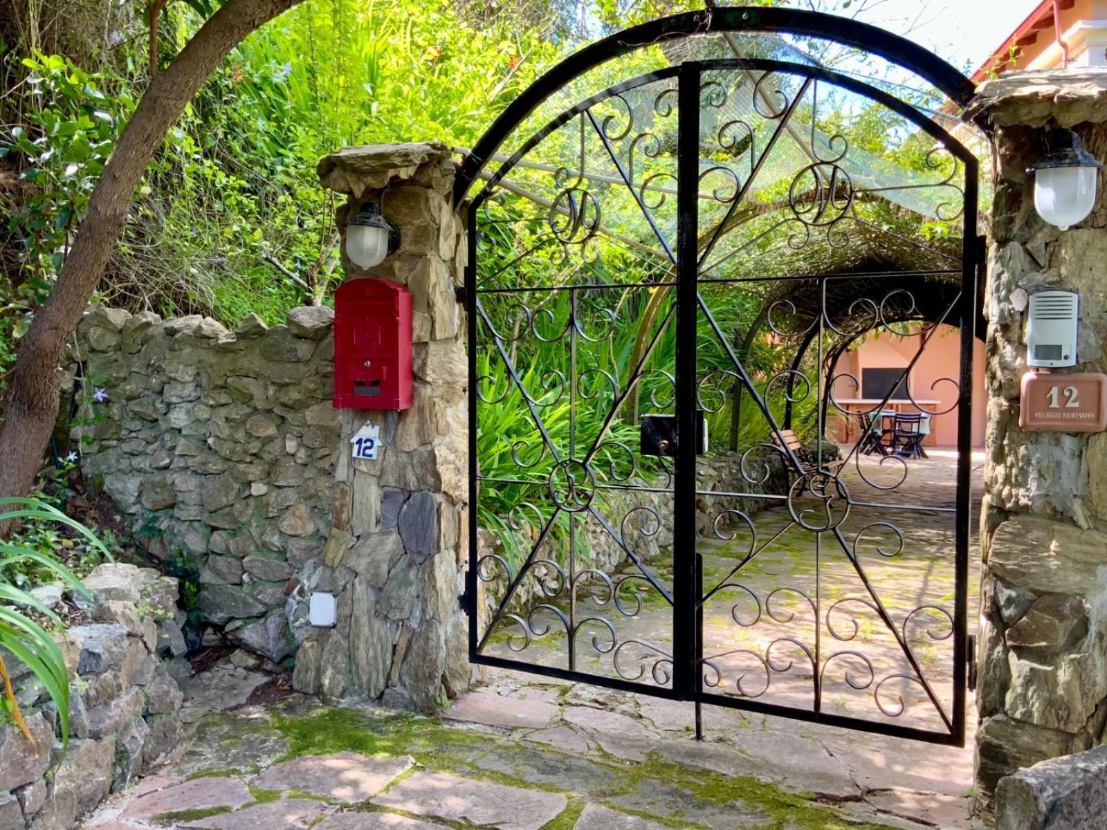 Aragonite Azzurra Casa Vacanza Gonnesa Exteriér fotografie